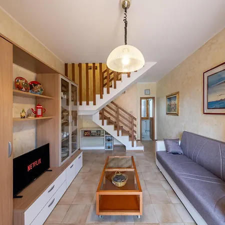 Due Passi Dal Mare, Puccini Garden House Appartamento *