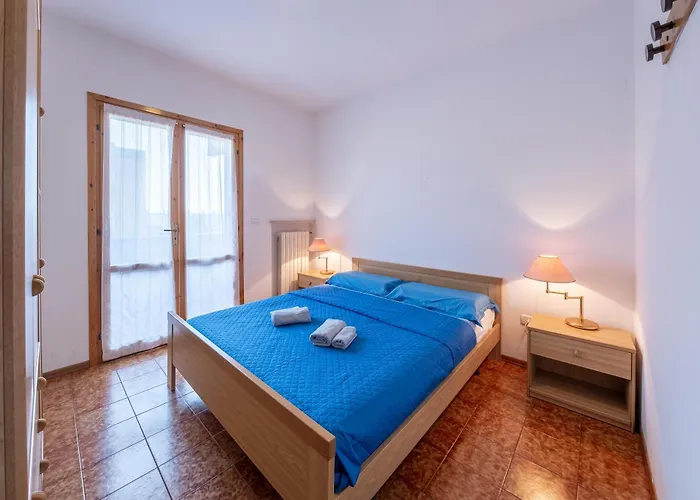 Appartamento Due Passi Dal Mare, Puccini Garden House