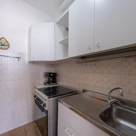 Apartmán Due Passi Dal Mare, Puccini Garden House *